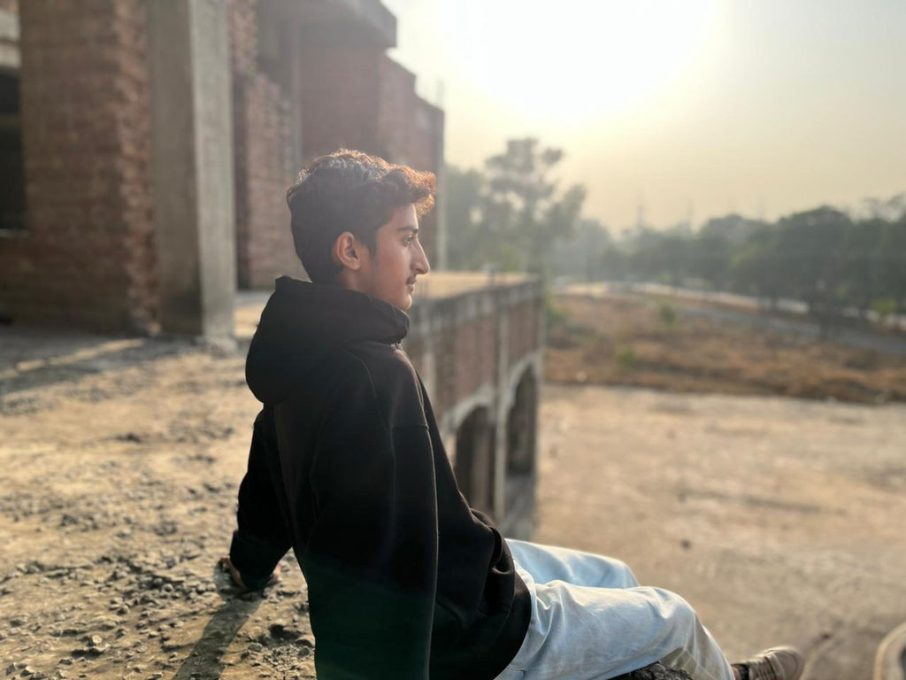 Premium Jet Black Oversized Hoodie 300+GSM – Stylish Winter Hoodies & Sweatshirts for Unisex